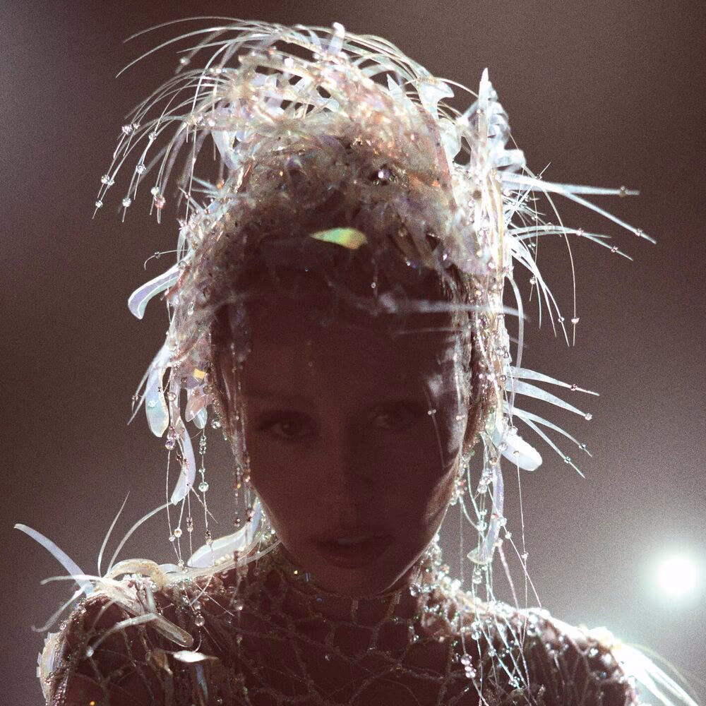 Cover Something Beautiful, Miley Cyrus